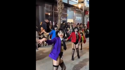 El desfile que sexualiza a menores de edad vistiéndolos con lencería estuvo organizado por la comparsa "Osadía". El aval del Alcalde de la ciudad del Partido Popular.