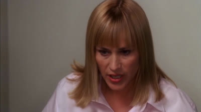 Médium Saison 2 Episode 01 - De l'autre côté du miroir (2ème partie)