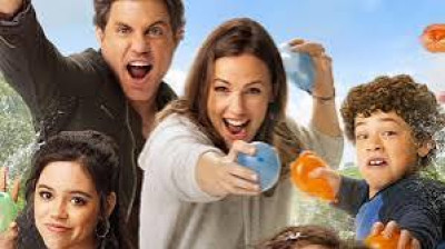 Dia do Sim. Jenna Ortega (para fãns)