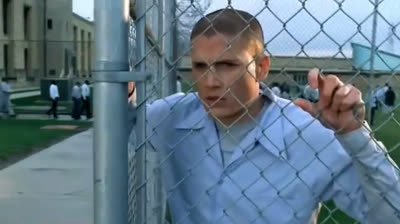 Prison Break s 1 e 13 Le bout du tunnel (2005)