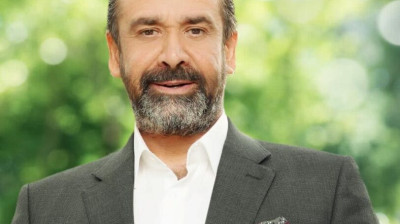 الزفة وصلت - ميمز كريم عبد العزيز - راديو موسيقي زين - Radio Zein Music Memes - ميمز راديو موسيقي زين